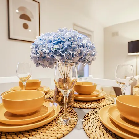 Modern Apartments London With Free Wifi Exterior photo