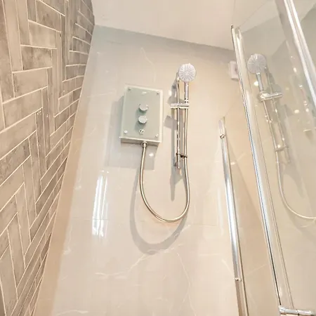 Modern Apartments London With Free Wifi Exterior photo