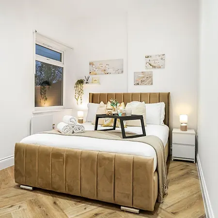 Modern Apartments London With Free Wifi Exterior photo