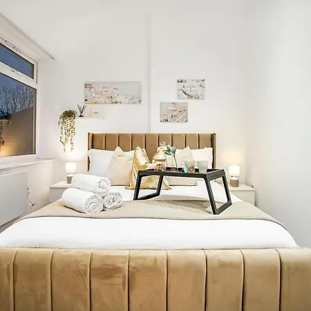 Modern Apartments London With Free Wifi Exterior photo